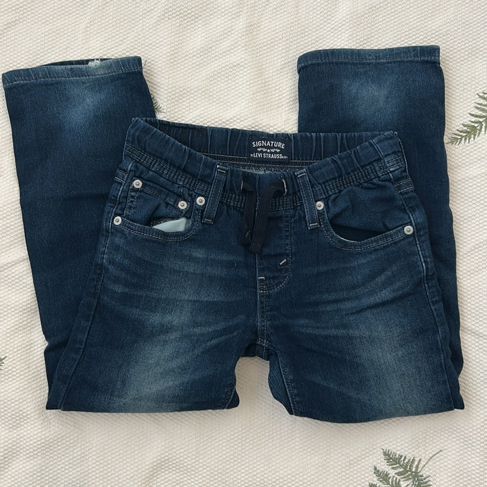 Childs Levi's signature Levi Strauss